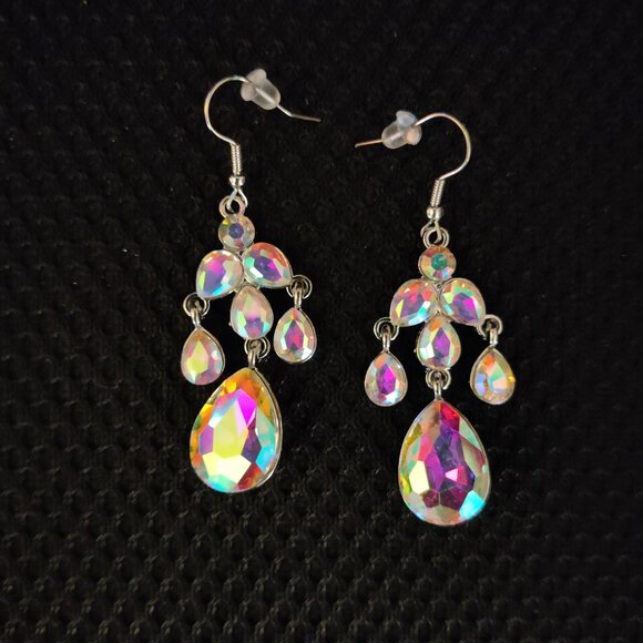 Aurora borealis necklace/earring set - Picture 2 of 3